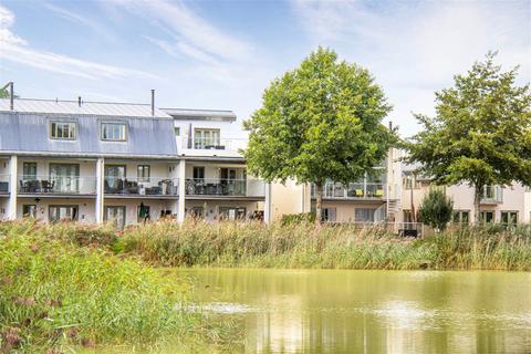 Cirencester - 3 bedroom flat for sale
