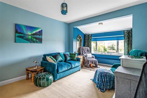 24 Cleardene, Dorking, RH4 2BY