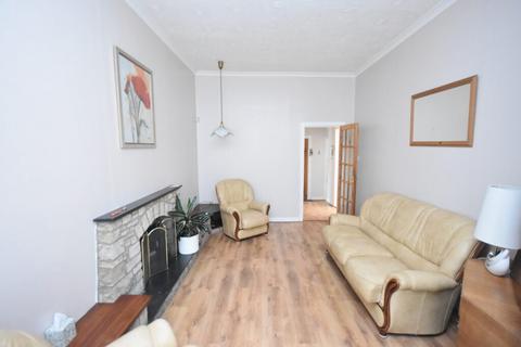 32 Airdrie Road, Carluke, ML8 5EW
