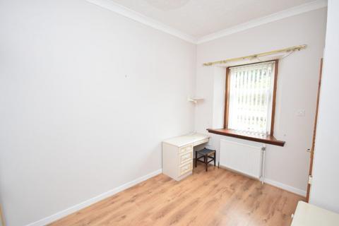 32 Airdrie Road, Carluke, ML8 5EW
