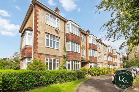2 bedroom flat for sale, Loughton, Loughton IG10