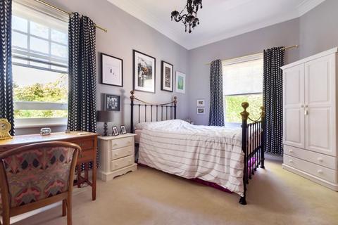 3 bedroom apartment for sale, Camberley, Surrey GU15