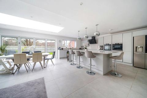 5 bedroom detached house for sale, Deepcut, Camberley GU16