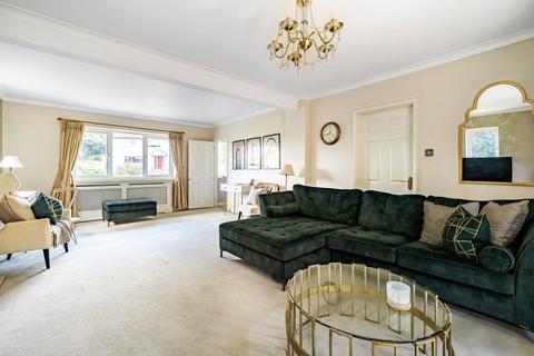 16 Beaufront Road, Camberley, GU15 1NF