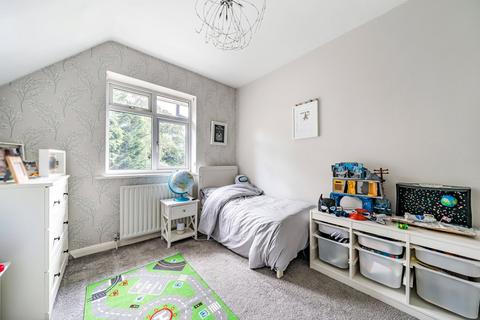 16 Beaufront Road, Camberley, GU15 1NF