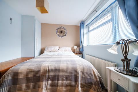 44 Baileys Close, Blackwater, Camberley, GU17 0AP