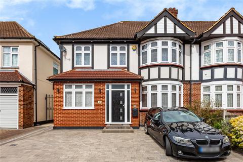 25 The Chase, Romford, RM1 4BE