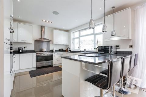 25 The Chase, Romford, RM1 4BE