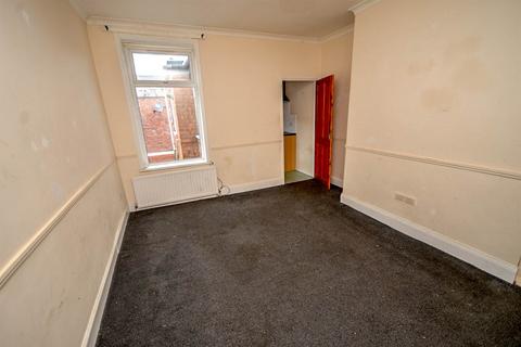 3 bedroom flat for sale, Chichester Road, South Shields