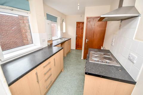 3 bedroom flat for sale, Chichester Road, South Shields