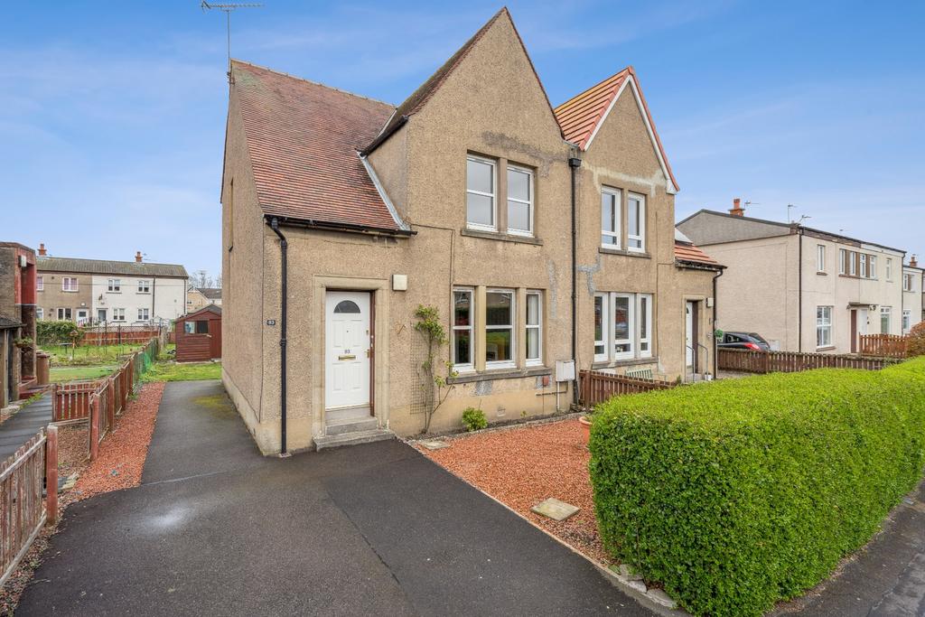 Linden Avenue, Stirling, Stirlingshire, FK7 7PS 3 bed semidetached villa for sale £155,000