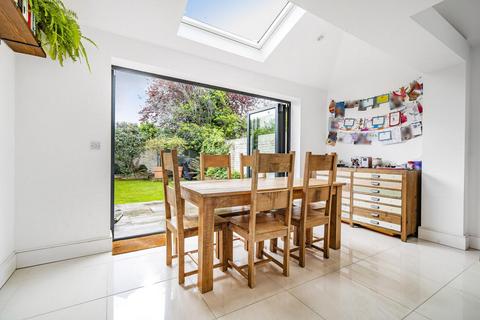 49 Howson Road, London, SE4 2AL