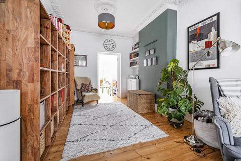 49 Howson Road, London, SE4 2AL