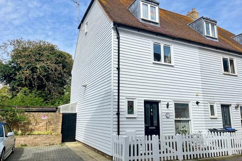 3 bedroom end of terrace house for sale, Victoria Mews, Whitstable CT5