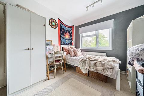 72 Arthray Road, Oxford, OX2 9AB