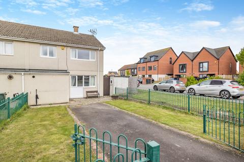 2 Cedar Road, Thorne, Doncaster, DN8 4ES