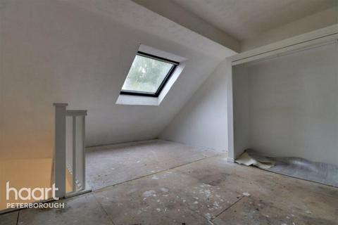 1 bedroom semi-detached house to rent, Paulsgrove, Peterborough