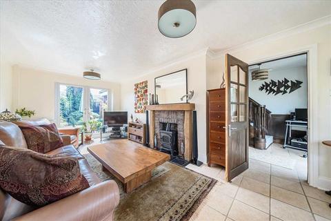 2 bedroom terraced house for sale, Paddock Road, Basingstoke