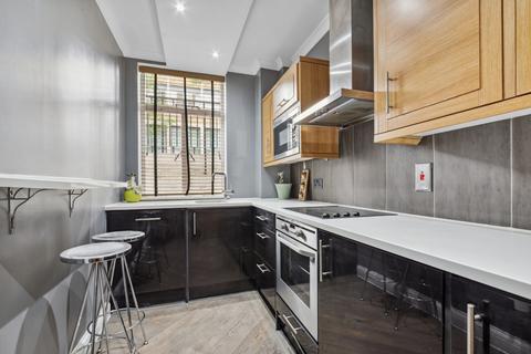 3 bedroom flat to rent, Montagu Square, London