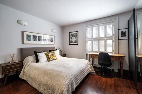 2 bedroom maisonette for sale, Offord Road, Barnsbury, Islington, London
