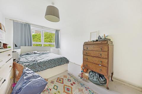 2 bedroom flat to rent, Tayport Close, Islington, London