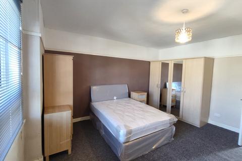 1 bedroom flat to rent, McCallum Avenue, Rutherglen, Glasgow, G73