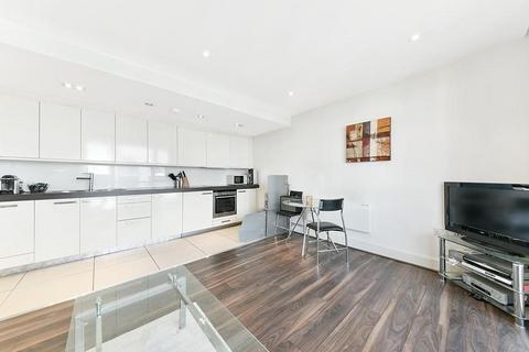 1 bedroom flat to rent, Times Square, London, E1