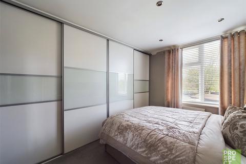 4 Oxenhope, Bracknell, RG12 7DY