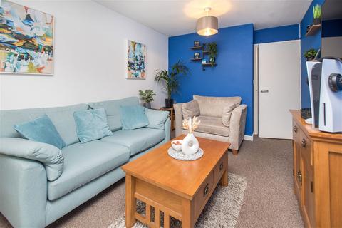 2 bedroom ground floor flat for sale, Langdale Grove, Corby NN17