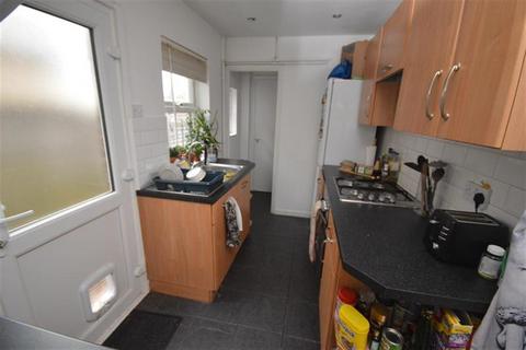 2 bedroom terraced house to rent, Skitts Hill, Braintree, CM7