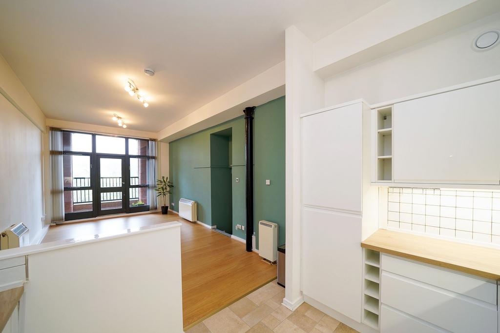 Kitchen/ living room
