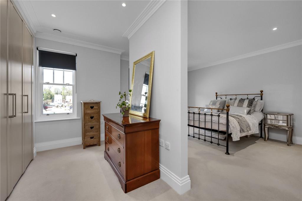 Main Bedroom