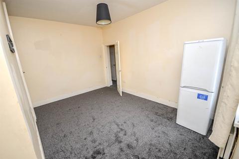 3 bedroom flat for sale, Vine Street, South Shields