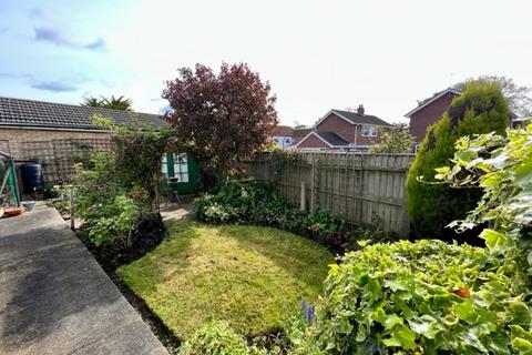 2 bedroom detached bungalow for sale, 4 Lyndon Crescent Louth LN11 0BJ