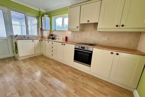 2 bedroom detached bungalow for sale, 4 Lyndon Crescent Louth LN11 0BJ