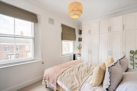 2 bedroom flat for sale, Oakley Street, London, SW3