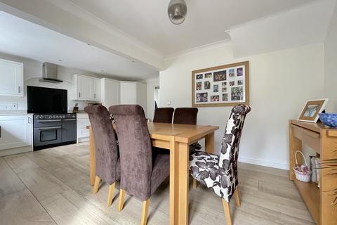 undefined, Bate Close, Alphington, EX2