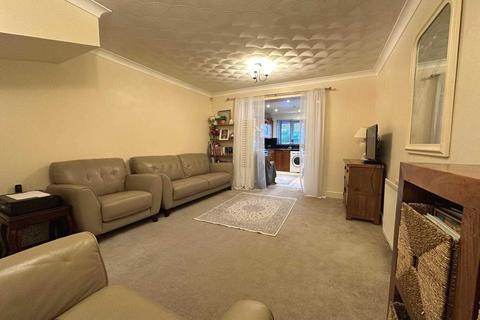 2 bedroom house for sale, Aveley Close, Erith DA8