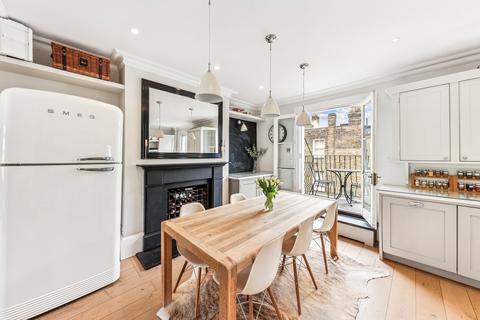 2 bedroom maisonette for sale, Crookham Road, Hammersmith And Fulham, London