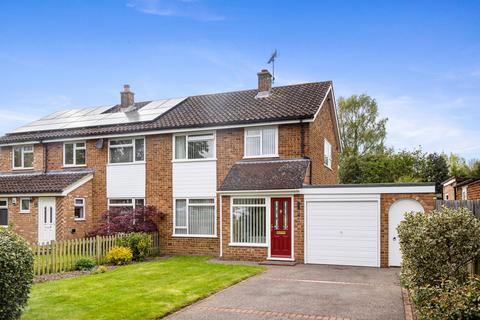 3 bedroom semi-detached house for sale, Six Acres Close, Barns Green, RH13