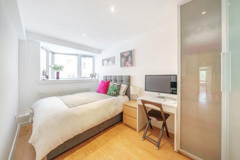 2 bedroom apartment for sale, Long Lane, London