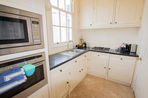 Flat 3, Aurora Barton Close, Sidmouth, EX10 8NL