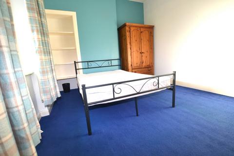 2 bedroom flat to rent, Lothian Street, Bonnyrigg, EH19