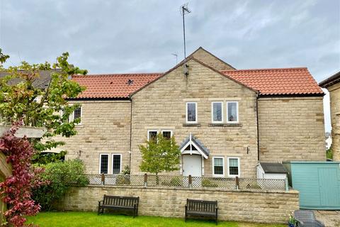3 bedroom townhouse for sale, Wetherby, Micklethwaite Mews, LS22