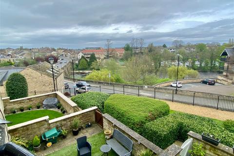 3 bedroom townhouse for sale, Wetherby, Micklethwaite Mews, LS22