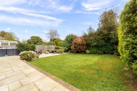 3 bedroom detached house for sale, Falmer Avenue, Goring-by-Sea, Worthing, West Sussex, BN12