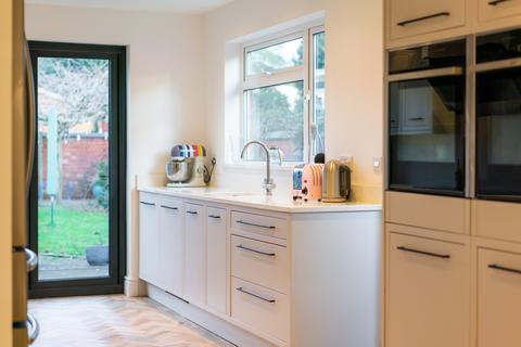 20 Laugherne Road, Worcester, WR2 5LS