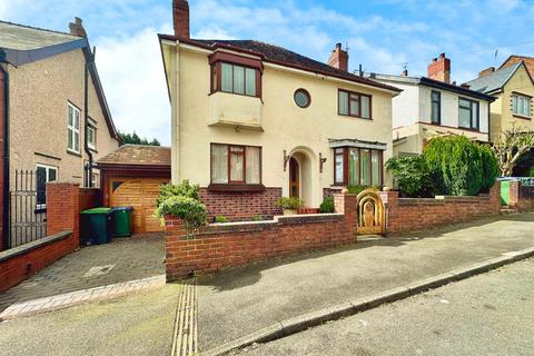 3 bedroom detached house for sale, Wharfedale Street, Wednesbury WS10