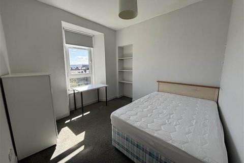 3 bedroom flat to rent, Peddie Street, Dundee,