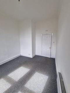 2 bedroom flat to rent, Skipness Drive, Linthouse, Glasgow, G51